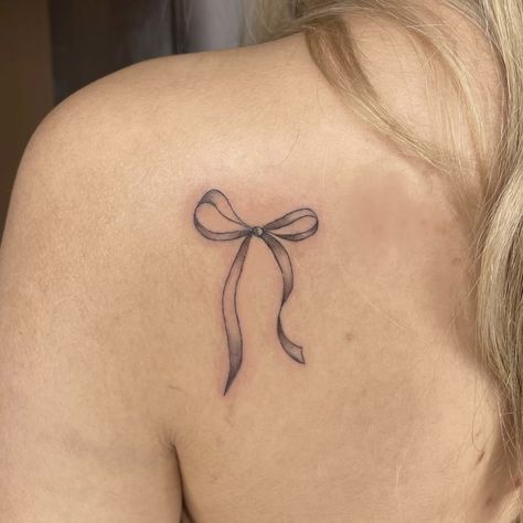 Bow Tie Tattoo, Pink Bow Tattoos, Bow Tattoos, Belly Tattoos, Finger Tattoo For Women, Pretty Hand Tattoos, Bow Tattoo, Petite Tattoos, Small Hand Tattoos