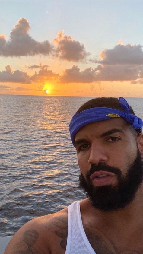 #drake #music Clb Drake, Drake Instagram Captions, Drake Cover, Drake Instagram, Drake Music, Vacation Captions, Caption Lyrics, Wall Trends, Stylish Wallpaper