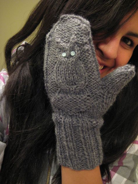 owl mittens Mittens Pattern Free, Owl Mittens, Mitten Pattern, Knitted Owl, Mittens Pattern, Pattern Free, Crochet Ideas, Fun Things, Fingerless Gloves