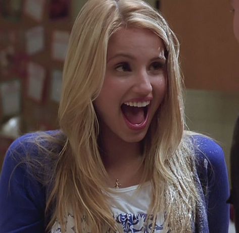 Quinn Fabray Icons, Dianna Argon, Glee Outfits, Diana Argon, Sam Evans, Diana Agron, The Dark Lord, Glee Fashion, Romantic Academia