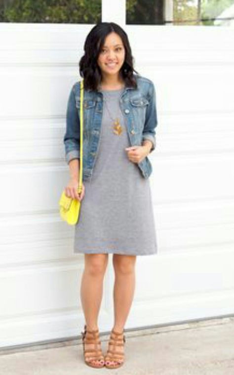 Nice and simple Shirtdress Outfit, Grey Dress Outfit, Nursing Friendly Clothes, Grey T Shirt Dress, Shirt Dress Outfit, Teacher Clothes, Denim Jacket Fashion, Spring Capsule, Spring Fashion Casual