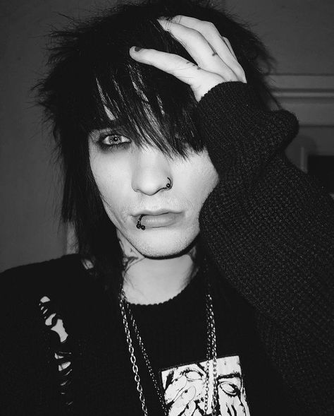 Hot Emo Guy, Jake Weber, Emo Boyfriend, Emo Men, Johnnie Guilbert, Emo Guys, Scene Girls, Sam And Colby, Emo Boys