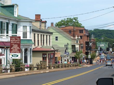 New Hope Pennsylvania, Western Carolina University, Cute Little Houses, New Hope Pa, Irish Pub, Bucks County, Natural Scenery, Gorgeous View, Mountain Top