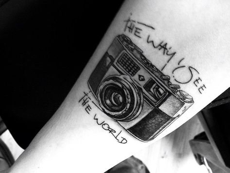 photography tattoo Camera Mountain Tattoo, Tattoo Ideas Photography, Photographer Tattoo Ideas, Camera Tattoo Design, Photographer Tattoo, Camera Tattoos, Photography Tattoo, Quote Tattoos, Camera Tattoo