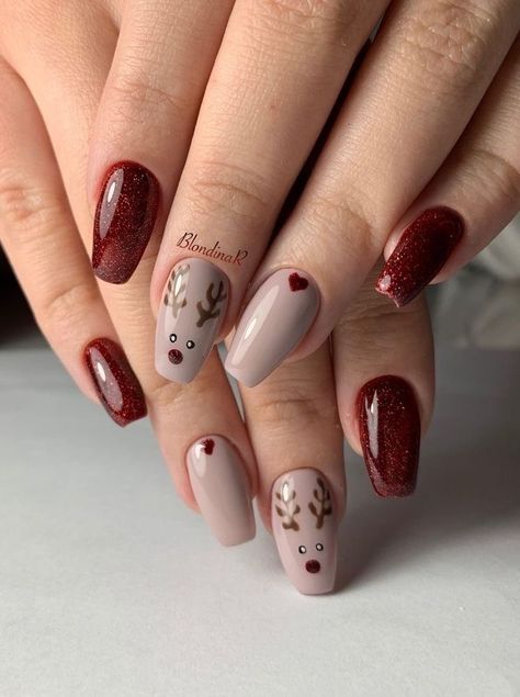 Short Christmas Nails, Christmas Acrylic Nails, December Nails, Red Christmas Nails, Cute Christmas Nails, Christmas Nails Easy, Christmas Gel Nails, Nail Colors Winter, Her Nails