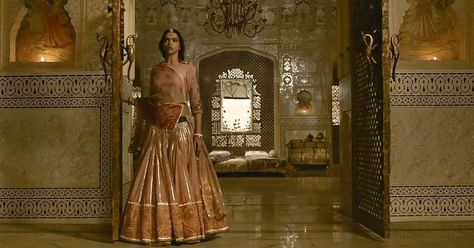 Sanjay Leela Bhansali Aesthetic Set, Sanjay Leela Bhansali Aesthetic, Bhansali Aesthetic, Rani Padmavati, Padmavati Movie, Rani Padmini, Cultural Aesthetic, Saree Photography, Rajasthani Dress