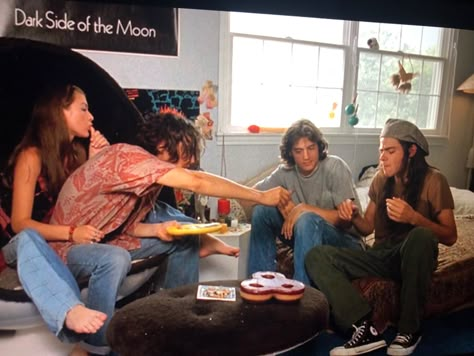 From the movie Dazed and Confused Sabrina Dazed And Confused, Dazed And Confused Outfits, Dazed And Confused Aesthetic, The School Of Rock, Jason London, Dazed And Confused Movie, Richard Linklater, Parker Posey, Mood Rings