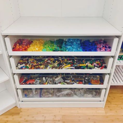 Lego Storage Ideas Display, Lego Storage Drawers, Lego Playroom, Lego Station, Lego Storage Ideas, Lego Room Ideas, Lego Display Ideas, Lego Storage Organization, Playroom Inspiration