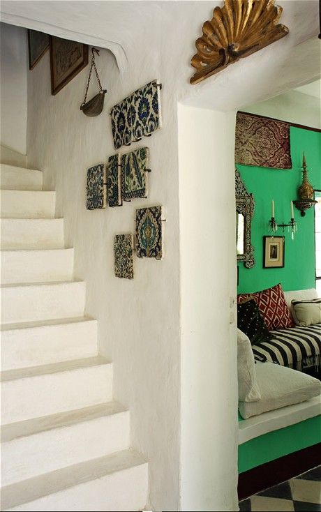 Moorish Interior, Moroccan Riad, Moorish Design, Moroccan Homes, Moroccan Interiors, Green Walls, French Interior, Green Rooms, Indian Summer