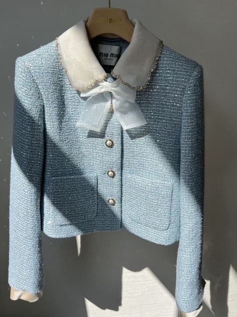 Chanel Jacket Outfit Classy, Chanel Jackets For Women, 2024 Jacket Trends, Chanel Cardigan Outfit, Korean Tweed Outfit, Tweed Cardigan Outfit, Vintage Chanel Outfit, Channel Coat, Chanel Outfits Women