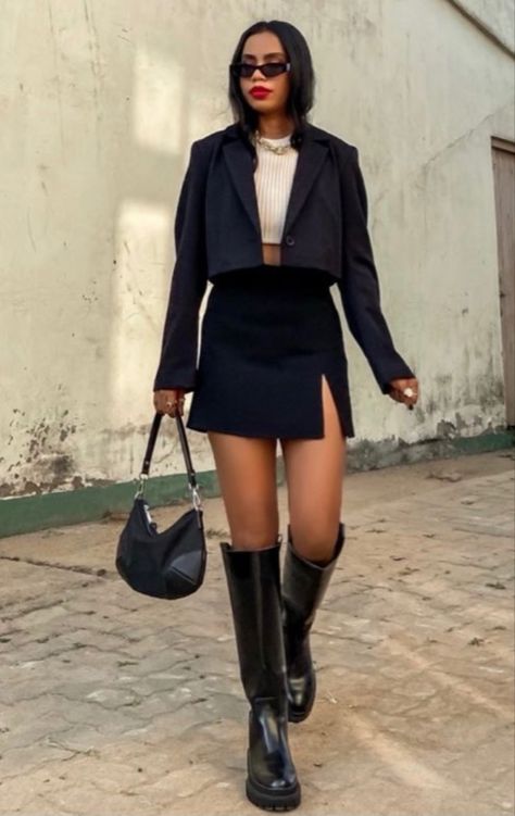 Feminine Urban Style, Elegant Feminine Style Edgy, Dramatic Urban Style, Elegant Edgy Style, Law School Fashion, Elegant Feminine Style, Elegant Edgy, Feeling Feminine, Pre Game