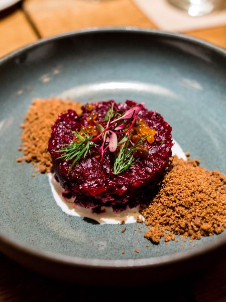 Red Beets Recipe, Beet Tartare, Egg White Frittata, Tartare Recipe, Horseradish Cream Sauce, Kale Juice, Brunch Nyc, Brunch Restaurants, Bruschetta Recipe