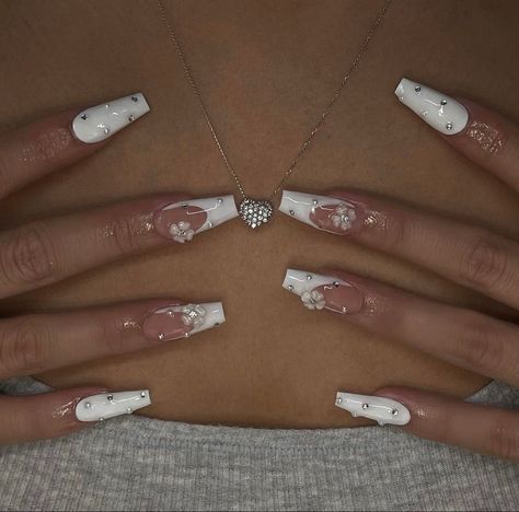 Y3k Nails, Elegant White Nails, White Nails Design, Kylie Nails, White French Nails, Cheap Nail, White Acrylic Nails, French Tip Acrylic Nails, Pretty Gel Nails