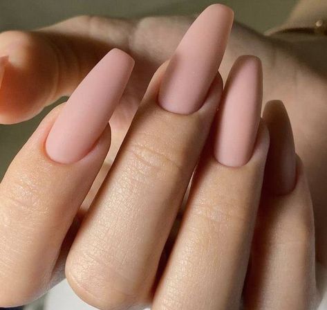 Classy Almond Nails, Acrylic Toe Nails, Beige Nails, Blush Nails, Pretty Gel Nails, Pearl Nails, Neon Nails, Neutral Nails, Girls Nails