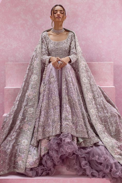 Annus Abrar - Women's clothing Designer. Liliana Lavender Walima Dress, Purple Lehenga Bridal, Light Purple Lehenga, Wedding Lehangas, Lilac Lehenga, Shaadi Outfits, Bestie Wedding, Lilac Dresses, Annus Abrar