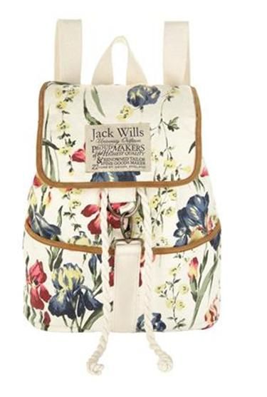 Love! Jack Wills floral backpack! ;) Accessories Purses, Rucksack Bags, Backpacks Accessories, Summer Style Guide, Pack Backpack, Floral Backpack, Floral Bags, Jack Wills, Cute Backpacks