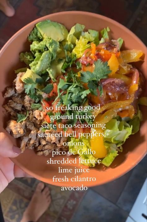 Easy Healthy Whole Food Meals, Healthy Dinner Macro Friendly, Whole Food Bowls, High Satiety Meals, Easy Whole Food Meals, Whole Food Recipes Eating Clean, Animal Based Diet Recipes, Animal Based Meals, Whole Foods Meals