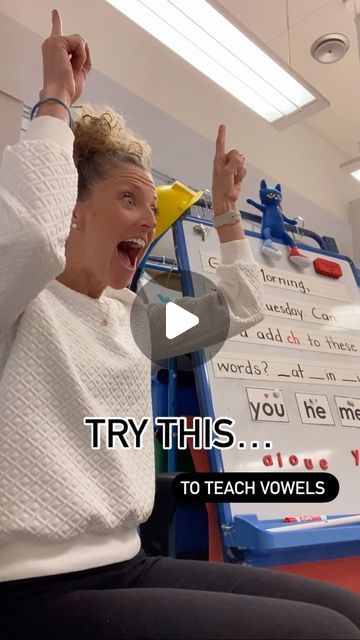 Lindsay / Early Years Literacy Specialist on Instagram: "🎵You N E E D to teach this vowel song 🎵  ✨This song is a MUST when teaching vowels. I say the letters “a, i, o, u, e” as it follows my Scope and Sequence. For example, you should never introduce “i” and “e” close together as they are too similar and can confuse our little learners 💜  And Y is a vowel 97 % of the time so we MUST teach this, no surprises here! I am always so impressed with my learners once they know this 🎵 song!   🙌🏻 Explicit instruction and sensory learning for the WIN 🥇   Follow ➡️ @literacyandlindsay for more lit tips! . . . . LIKE. SAVE. FOLLOW  ✨ @literacyandlindsay 💜 @literacyandlindsay 🔥 @literacyandlindsay . . . . . . #literacyandlindsay #earlyyearsliteracy #homeschooling #scienceofreading #iteachkinde Vowel Song, Teaching Vowels, Literacy Specialist, Scope And Sequence, Structured Literacy, Catholic Homeschool, Sensory Learning, It Follows, English Activities For Kids