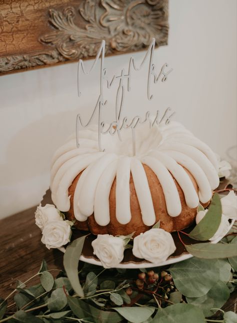 Wedding Bunt Cakes, Nothing Bundt Cakes Wedding Cake, Nothing Bundt Wedding Cake, Wedding Bundt Cake Ideas, Bridal Brunch Cake, Wedding Nothing Bundt Cake, Bundt Cake Wedding Cakes, Bridal Shower Greenery Theme, Nothing Bundt Cake Wedding