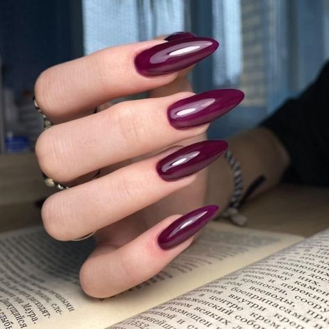 Dark Magenta Nails, Aubergine Nails, Signature Nails, Purple And Pink Nails, Color Uva, Magenta Nails, Dark Purple Nails, Plum Nails, Violet Nails