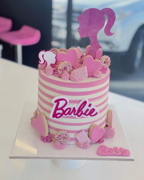 Barbie Cupcakes, Barbie Pool Party, Barbie Birthday Cake, Birthday Decorations At Home, Birthday Cake For Husband, Barbie Theme Party, Bolo Barbie, Cake For Husband, Mermaid Birthday Cakes