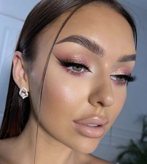 Soft Make-up, Maquillage On Fleek, Round Face Makeup, Prom Eye Makeup, Pink Eye Makeup, Prom Makeup Looks, Neutral Makeup, Glam Makeup Look, Makijaż Smokey Eye