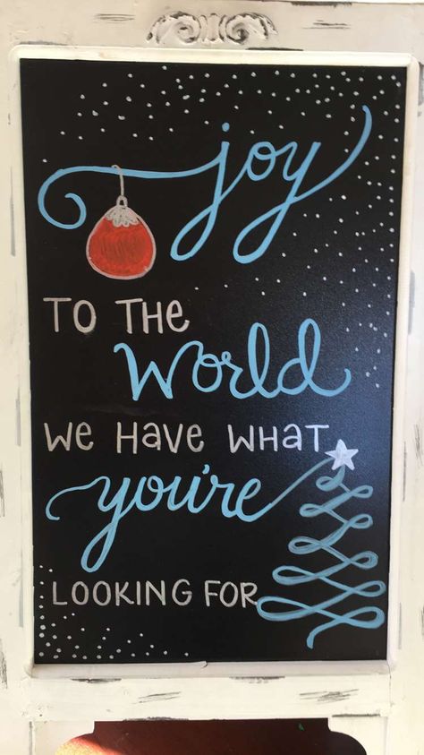 Holiday Chalkboard Idea for Boutique Chalkboard Sale Sign, Shopping Chalkboard Sign, Business Board Ideas, Store Display Ideas Boutiques, Funny Chalkboard Signs, Boutique Chalkboard, Christmas Chalkboard Ideas, Business Chalkboard, Boutique Signs