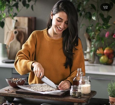 Sadia Badiei, Kitchen Photoshoot, Prep Snacks, Cassey Ho, Meal Prep Snacks, The Tube, Linked In Profile, New Video, Kitchen Essentials