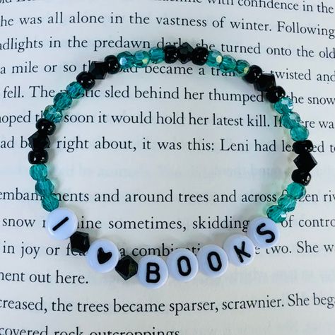 A beautiful, stretchy, easy-to-wear bracelet for book lovers . Crafted quality Japanese seed beads,  and pretty crystals, this stunning and stackable bracelet is the perfect gift a book lover, and your besties in your book club.  Handcrafted with love by a book loving English teacher. 📚 Bracelet Letters, Bracelets Preppy, Frendship Bracelets, Word Bracelets, Diy Kandi Bracelets, Small Bead Bracelet, Bracelet Name, Cute Friendship Bracelets, Preppy Bracelets