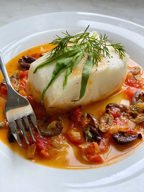 Sea Bass Mediterranean, Mediterranean Sea Bass Recipes Baked, Sauce For Sea Bass Recipe, Mediterranean Sea Bass Recipes, Chillian Sea Bass Recipes Dinners, Sea Bass Dinner, Chilean Sea Bass Recipe Baked, Sea Bass Recipes Healthy, Chilean Sea Bass Recipe