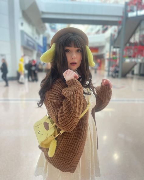 “ Friends are always there to help “ ✧･ﾟ: *✧･ﾟ:* ✧･ﾟ: *✧･ﾟ:* ✧･ﾟ: *✧･ﾟ:* Pompompurin fever , had sm fun with my Sanrio cos group on Sunday @megaconlive ! ♡ Character: Pompompurin ♡ #pompompurin #pompom #sanrio #sanriopompompurin #sanriocosplay #pompompurincosplay #cosplaygroup #groupcosplay #cosplay #megacon #megaconlive #megaconbirmingham Sanrio Characters Costumes, Pom Pom Purin Cosplay, Pompompurin Halloween Costume, Pompompurin Costume, Pompom Sanrio, Pompompurin Cosplay, Sanrio Cosplay, My Sanrio, Group Cosplay