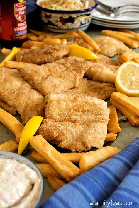 New England Seafood, Fried Catfish Recipes, Fish Batter Recipe, Catfish Recipes, Beer Battered Fish, Fried Catfish, Batter Recipe, Seafood Restaurants, Battered Fish