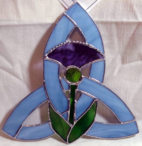 Scottish Stained Glass Patterns, Celtic Thistle, Erin Go Bragh, Stained Glass Pattern, Pagan Witch, Stained Glass Suncatchers, Celtic Knots, Scottish Thistle, Stained Glass Crafts