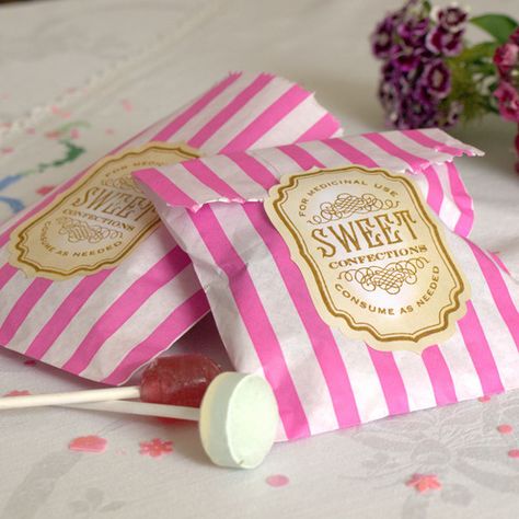 Old Fashioned Sweet Shop, Old Fashioned Sweets, Affordable Wedding Favours, Vintage Sweets, Vintage Wedding Favors, Sweet Bags, Sweet Shop, Bakery Shop, Vintage Candy