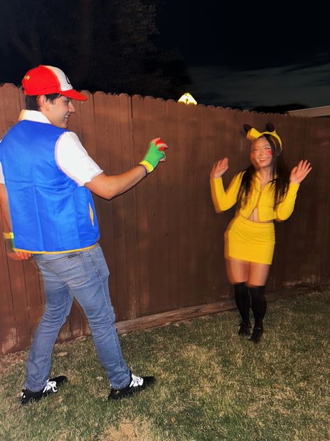 Ash And Pikachu Costume, Pikachu And Ash Costume, Pikachu Halloween Costume, Ash Costume, Pokemon Halloween Costume, Pikachu Halloween, Ash And Pikachu, Pikachu Costume, Cute Couples Costumes