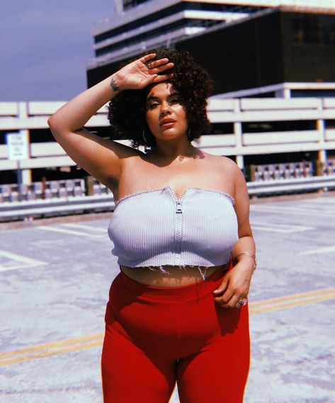 How To Pull Off Tube Tops When You're Plus-Size #refinery29 https://www.refinery29.com/en-us/plus-size-tube-top-outfits Tube Top Outfit Plus Size, Plus Size Tube Top Outfit, Plus Size Tube Top, Dresses For Big Bust, Tube Top Outfit, Go-go Girls, How To Dress Well, Tube Top Outfits, Plus Size Dresses For Women