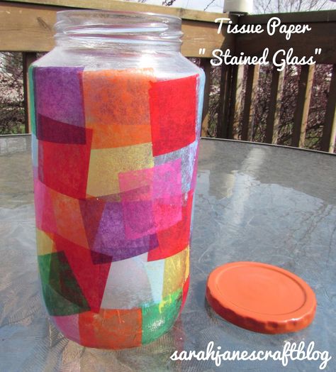 Tissue paper and mod podge faux "stained glass" jar. Stained Glass Crafts For Kids, Tissue Paper Mache, Modge Podge Glass, Fall Paper Crafts, Crafts With Glass Jars, Stained Glass Candles, Paper Vase, Jar Art, Jar Lanterns