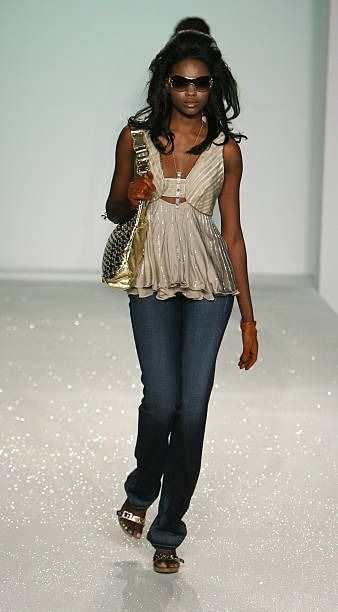 1,308 Baby Phat Spring 2006 Runway Stock Photos, High-Res Pictures, and Images - Getty Images Baby Phat 2000s Outfit, Baby Phat Runway, Baby Phat 2000s Aesthetic, Baby Phat 2000s, 2000s Fashion Icons, 2006 Runway, 2000s Baby, 2000s Outfit, Outfits 2000s