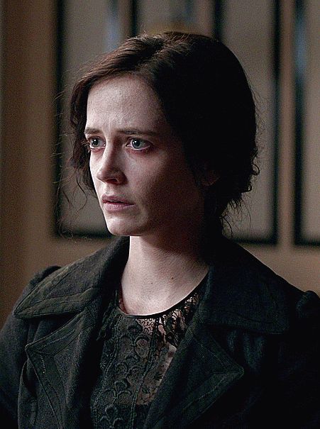 (99+) periodcostumefantasylover na Tumblrze: Vanessa Ives black coat & lace dress in Penny Dreadful 3x01 Penny Dreadful Aesthetic, Penny Dreadful Vanessa, Lysa Arryn, Eva Green Penny Dreadful, Vanessa Ives, Walburga Black, Penny Dreadful, Eva Green, Character Reference