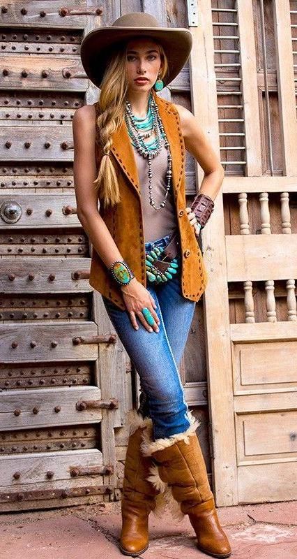 Womens Western Outfits, Western Chic Outfits, Mode Country, Country Chic Outfits, Boho Mode, Boho Styl, Wilde Westen, Western Wear Outfits, Looks Country