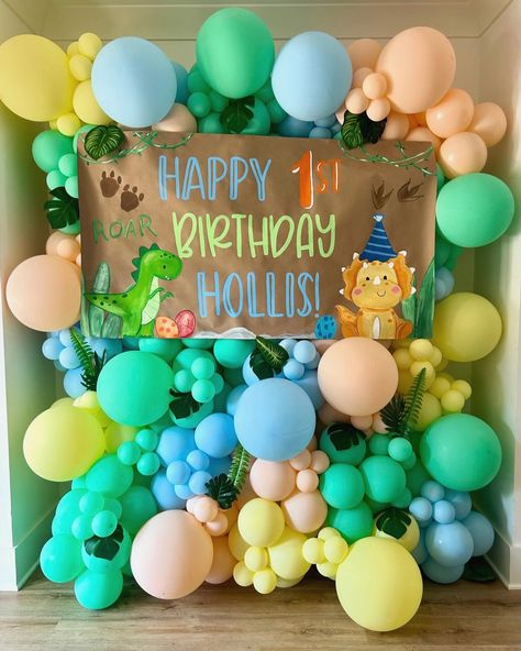 This little dino’s first birthday was all kinds of adorable! 🦕🦖 The sweetest balloon display by @balloonsbayou paired perfectly with our custom dinosaur banner. We’d love to create a special banner for your little one’s big day too! 🎂 #dinosaurbirthday #dinoparty #firstbirthday #1stbirthday Dinosaur Backdrop Ideas, Dinosaur Birthday Backdrop, Dinosaur Banner, Painted Banner, Engagement Banner, Ninja Turtles Birthday Party, Twenty First Birthday, Birthday Painting, Friendsgiving Party