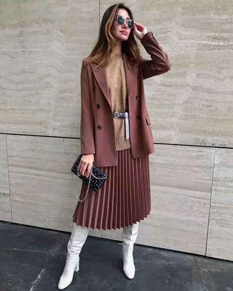 4d6e4749289c4ec58c0063a90deb3964desc37347668ri Tennis Skirt Outfit Street Style, Tennis Skirt Outfit, Stylish Winter Outfits, Trendy Outfits Winter, Autumn Outfit, 가을 패션, Fashion 2020, Winter Fashion Outfits, Style Outfits