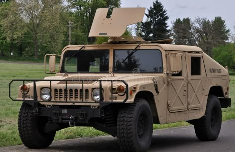 Humvee. A military police High Mobility Multipurpose Wheeled Vehicle better know , #spon, #High, #Mobility, #Multipurpose, #Humvee, #military #ad Humvee Military, Chevy Blazer K5, Military Car, Blazer K5, Korean Military, Tactical Truck, Combat Uniforms, Hummer H1, Army Truck