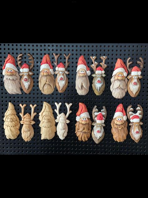 Christmas Wood Carving, Carved Christmas Ornaments, Wood Carving Faces, Santa Carving, Classy Christmas, Wooden Santa, Santa Face, Wood Carving Designs, Wood Carving Patterns