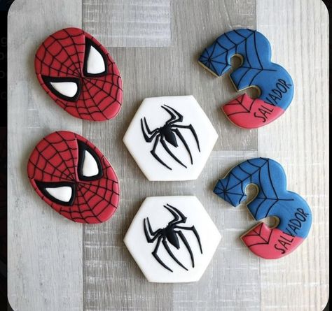 Spiderman Cookies Decorated Birthday, Spider Man Cookies Boy Birthday, Spider Man Royal Icing Cookies, Spiderman Cookies Royal Icing, Spiderman Birthday Cookies, Spider Man Cookies Decorated, Spider-man Cookies, Spiderman Cookies Decorated, Spidey And His Amazing Friends Cookies