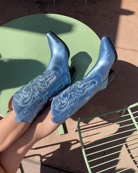 Cowboys Boots, Botas Cowboy, Almost Friday, Cowgirl Aesthetic, Cowboy Outfits, Leather Western Boots, Baby Cowboy, Shoe Inspo, Club Style