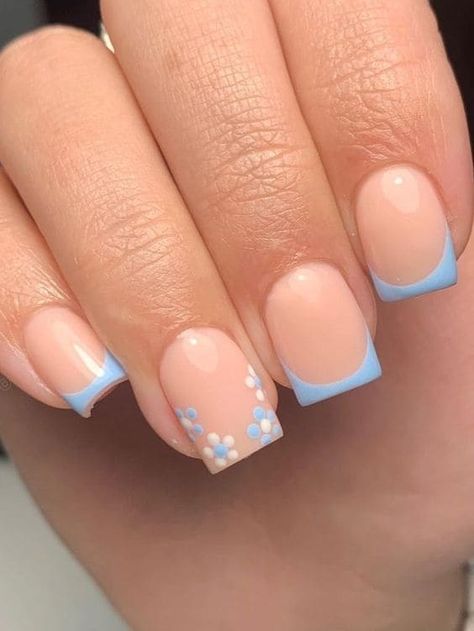 Korean light blue nails: tiny florals Nail Ideas Acrylic 11-12, May Square Nails, Cute Nails For 10-12 Short, Going Back To School Nails, Nail For 11 Year, Nine Year Old Nails, Middle School Graduation Nails, Nail Designs For 10 Year, Back To School Nails For Teens 2024