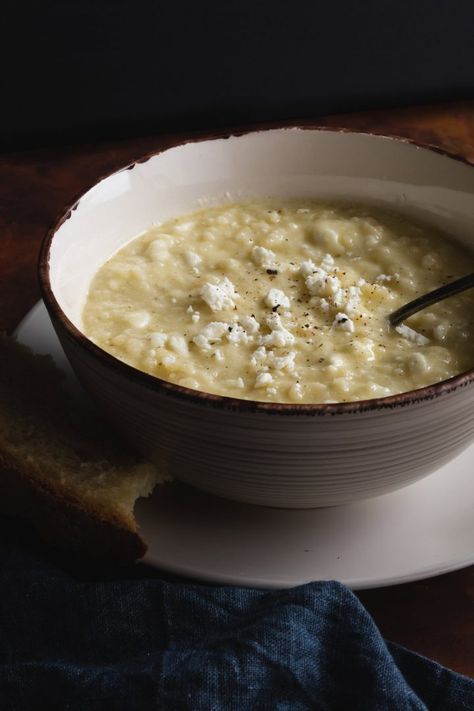 Trahana Soup With Feta Cheese - Real Greek Recipes Greek Soup, Cold Weather Comfort Food, Pasta Soup, Tasty Pasta, Melted Cheese, Greek Recipes, Dinner Recipe, Traditional Food, Feta Cheese