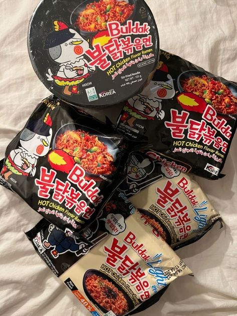 Hot Chicken Flavor Ramen, Backless Sundress, Korean Snacks, Asian Snacks, Sleepover Food, Junk Food Snacks, Food Babe, Food Therapy, Strap Dresses