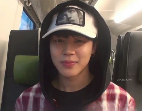 JIMIN BTS BON VOYAGE SEASON 1 BEHIND CAM EP.8 Bts Singles, Bts Bon Voyage, Princess Kitty, The Golden Boy, Park Ji Min, One Star, Asian Actors, Busan, Foto Bts